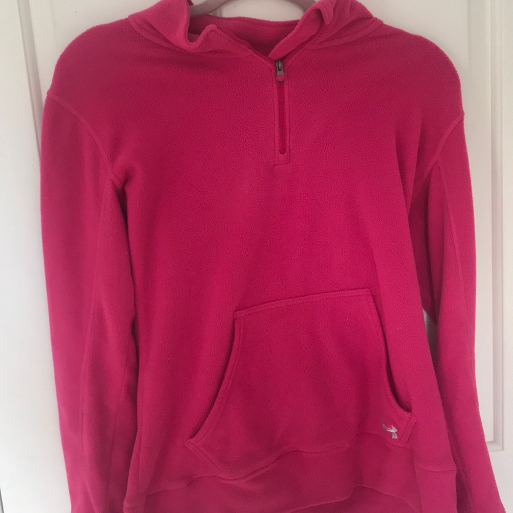 Pink under aurmor fleece